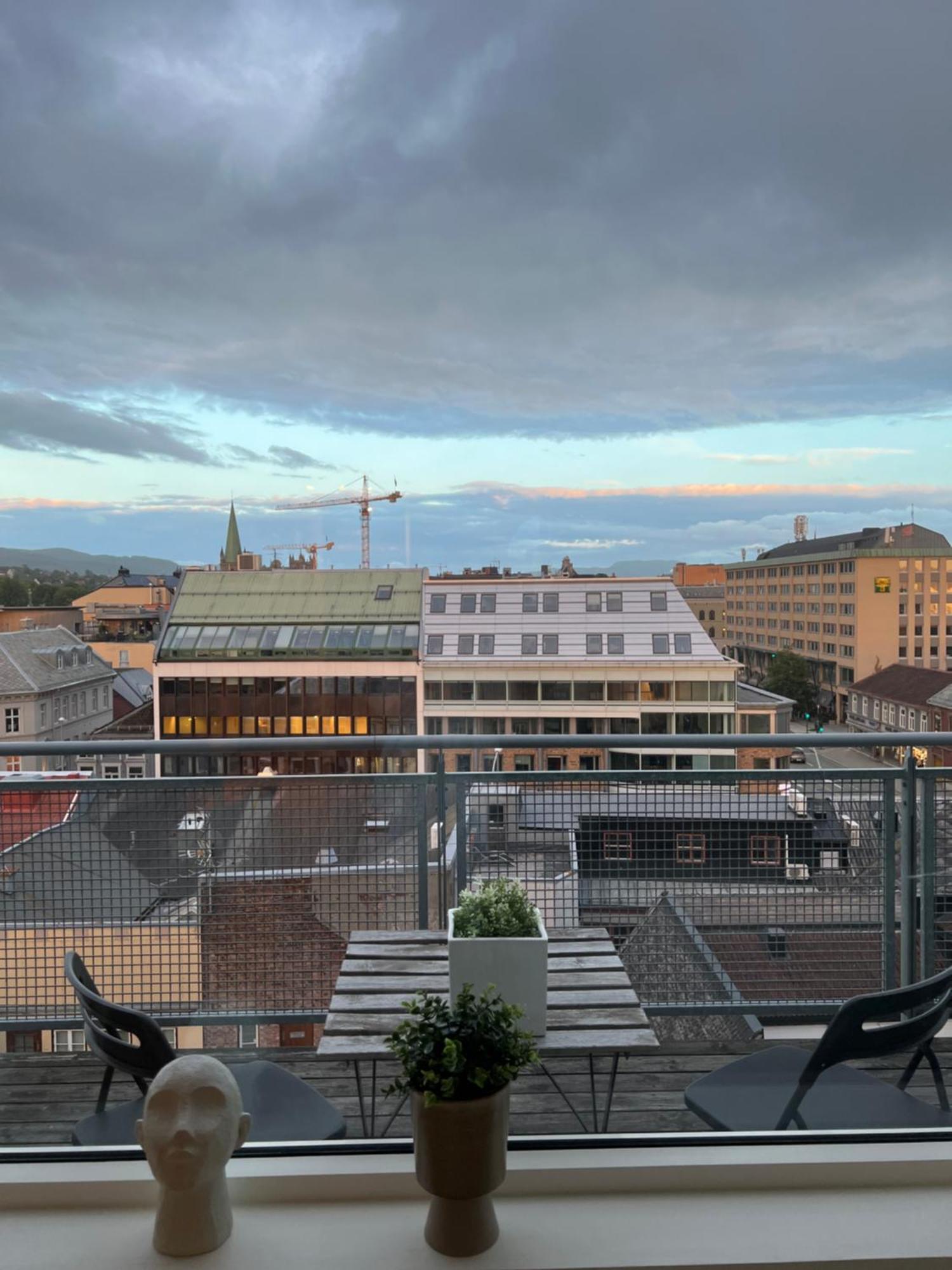 Апартаменты Penthouse In Trondheim City Centre Экстерьер фото